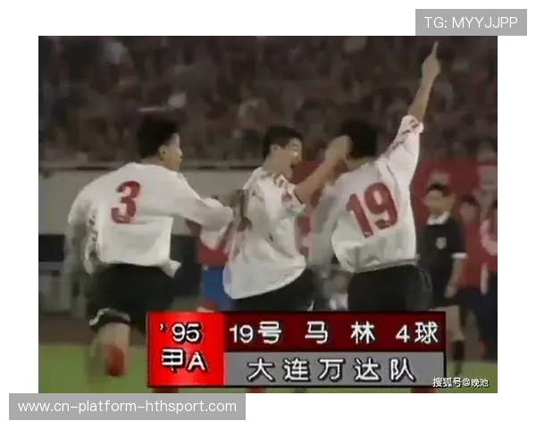 足球边锋狂奔70米破门，速度惊呆观众