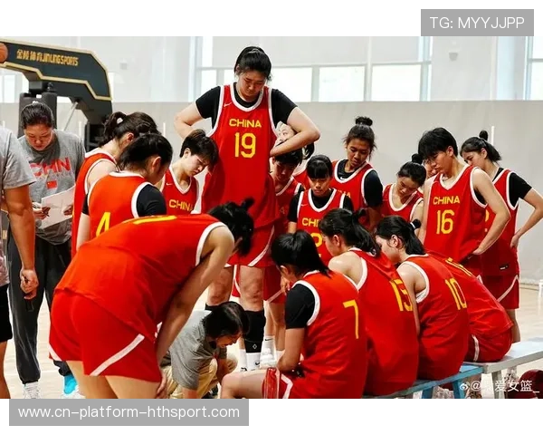 国家队在赛后进行公开训练以备战下一场比赛，比赛完之后国家队就解散吗