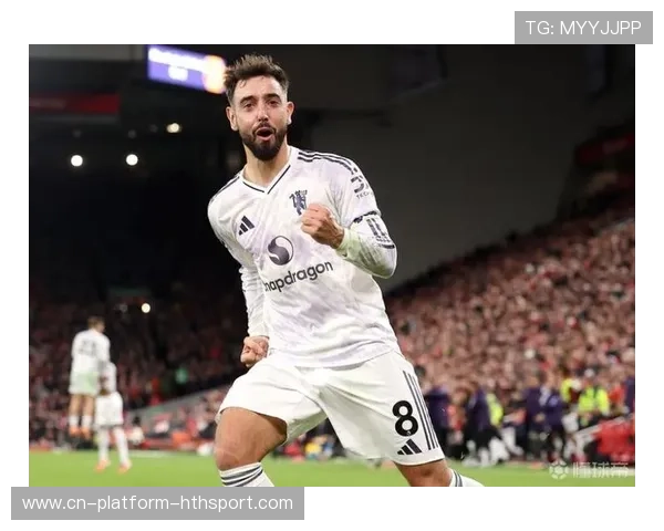 曼联布鲁诺穿透中路助攻建功