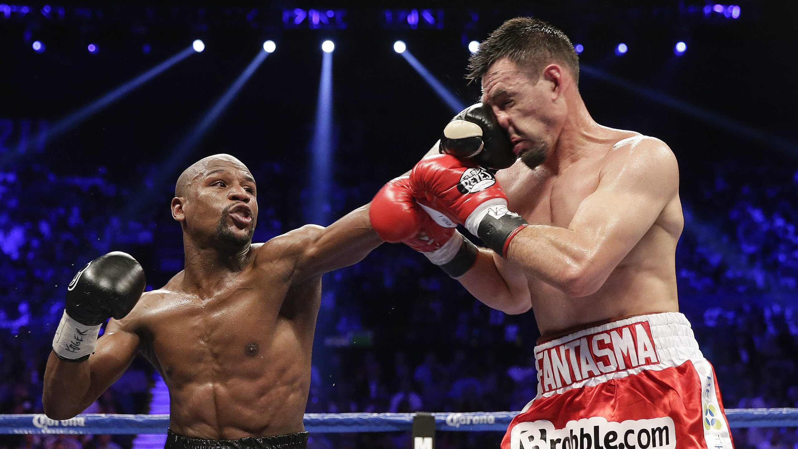 曼城继续领跑英超积分榜